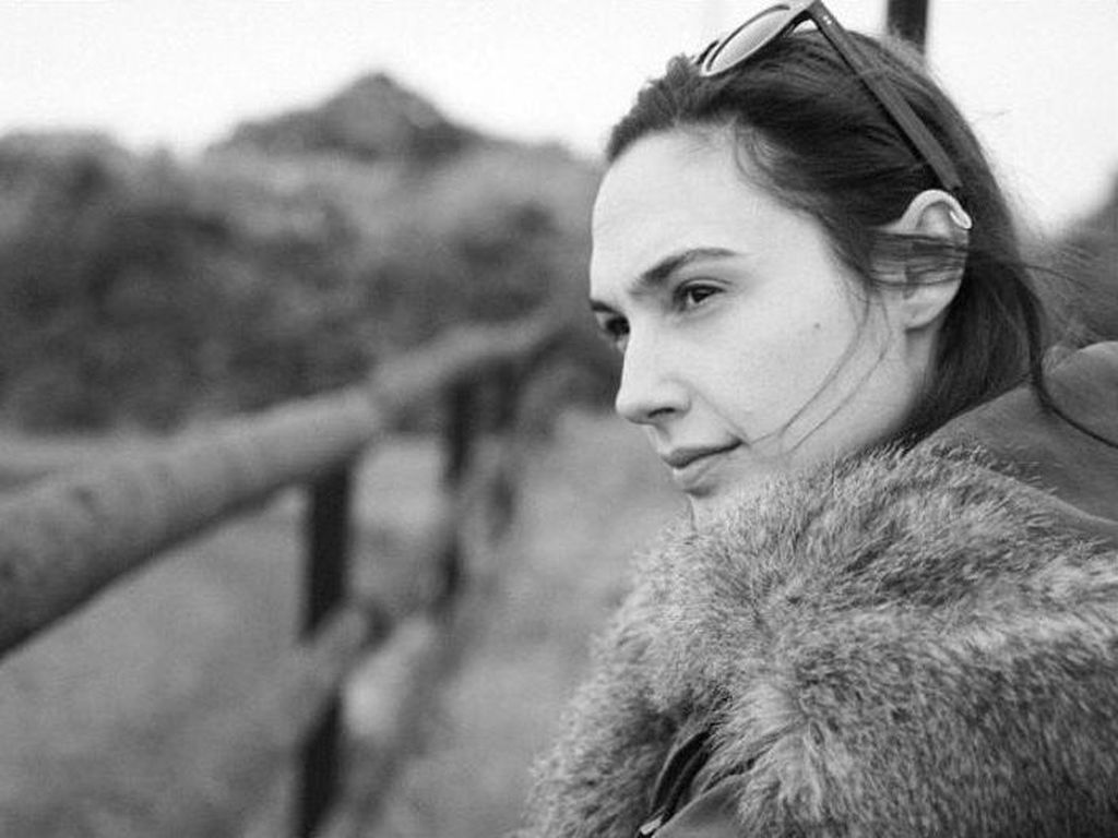 Foto: Gal Gadot yang Liburannya Sembunyi-sembunyi Foto: Gal Gadot yang Liburannya Sembunyi-sembunyi