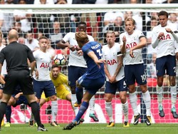 Turun Minum, Chelsea Ungguli Spurs 1-0