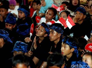 Puluhan Anak Suku Baduy Luar Terima Tabungan Sosial