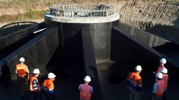Foto : Akhirnya Komponen untuk Kebon Angin Datang