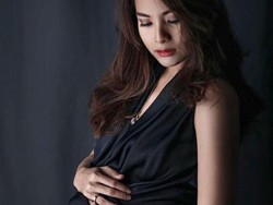 Ultah ke-28, Acha Septriasa: Soon To Be Parents