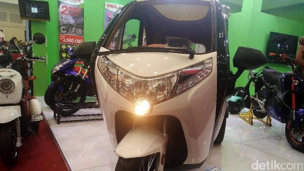 Roda 3 Listrik Asyik Buat Emak-emak