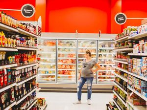 Foto: Cekidot! Maternity Photoshoot Seorang Ibu di Supermarket