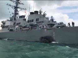 Kapal Perang AS Tabrakan dengan Kapal Tanker, Komandan AL Dicopot