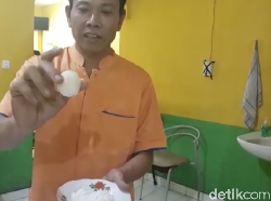 RM Mini Jaya: Apa Hubungan Pantulan Bola Nasi dengan Plastik?