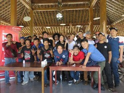 Motorbaik Disambut Hangat Oleh Komunitas Motor Karanganyar