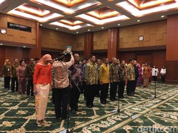 Jokowi Pastikan Pemangkasan Eselon Tak Kurangi Pendapatan