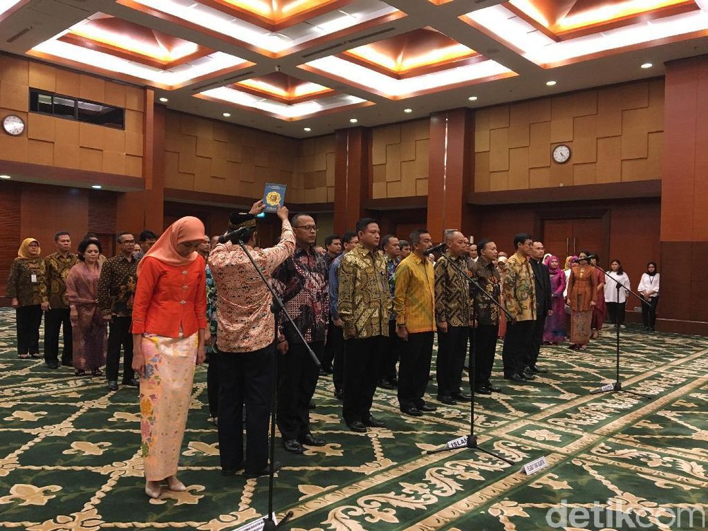Sudah 17.000 Lebih Eselon Dipangkas, Siap-siap yang Belum! Sudah 17.000 Lebih Eselon Dipangkas, Siap-siap yang Belum!
