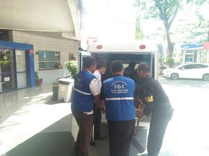 Diduga Depresi, Pria ini Tenggak 1 Liter Obat Serangga