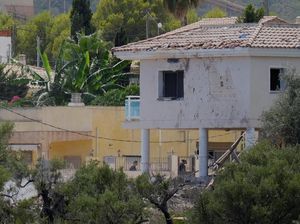 Teror Barcelona, 120 Tabung Gas Ditemukan di Pabrik Bom Alcanar Teror Barcelona, 120 Tabung Gas Ditemukan di Pabrik Bom Alcanar