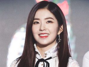 Irene Red Velvet Ternyata Masih Tak Puas dengan Wajah Cantiknya Irene Red Velvet Ternyata Masih Tak Puas dengan Wajah Cantiknya