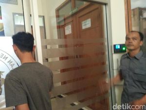 OTT di PN Jaksel, KPK Tangkap 4 Orang Termasuk Pengacara OTT di PN Jaksel, KPK Tangkap 4 Orang Termasuk Pengacara