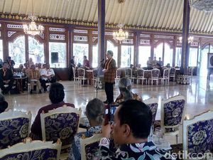 Mendagri Ingin Pembentukan UPT Keraton Surakarta Dipercepat
