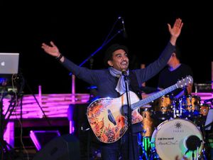 Ribuan Penggemar Jazz Padati Malam Puncak Jazz Gunung Bromo