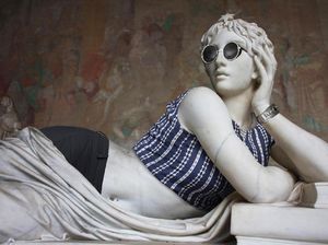 Video: Keren! Patung-patung dari Kertas Ini Bisa Memanjang