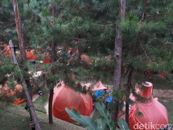 Tempat Kemping Mewah yang Ngehits di Bandung Barat