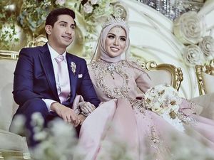 Posting Foto Medina Zein, Lukman Azhari: My Home!