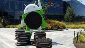 Momen Ketika Maskot Android Hadir di Markas Google
