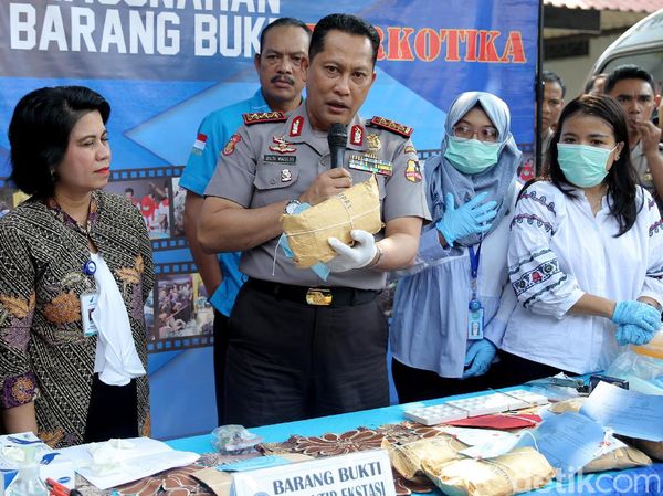 60 Kg Sabu, Ekstasi dan Daun Kath Dimusnahkan BNN