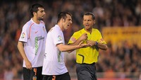 Pada masanya (1997-2015), Carlos Marchena dikenal sebagai bek yang juga bisa main jadi gelandang bertahan. Kondang bersama Valencia, ia pernah 13 kali dikartu merah di La Liga. (Foto: Denis Doyle/Getty Images)