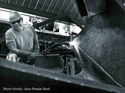 Teguh Ostenrik Bikin Karya Instalasi dari Tembok Berlin