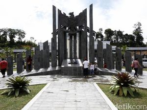 Ekspor Indonesia vs Impor Malaysia via PLBN Entikong, Menang Mana? Ekspor Indonesia vs Impor Malaysia via PLBN Entikong, Menang Mana?