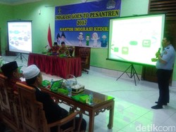 Imigrasi Kediri Kunjungi Ponpes Cegah Santri TKI Non Prosedural