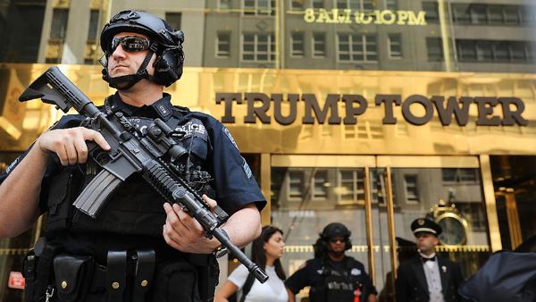 Foto: Melihat Aksi Agen Secret Service yang Terancam Tak Digaji