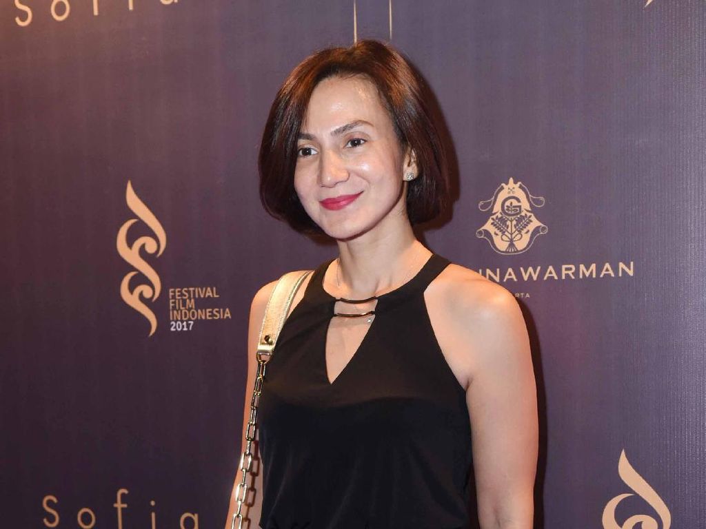 Wanda Hamidah Tuding Politik Uang Jadi Faktor Kegagalannya Wanda Hamidah Tuding Politik Uang Jadi Faktor Kegagalannya