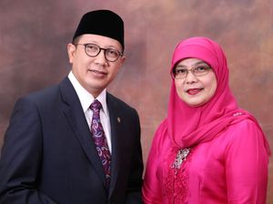 Curhat Istri Menag Lukman yang Dikira Berhaji Tiap Tahun Curhat Istri Menag Lukman yang Dikira Berhaji Tiap Tahun
