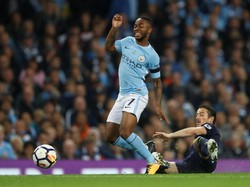 Sterling Selamatkan City dari Kekalahan