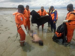 Kakak-Adik Tenggelam Bersama Perahu yang Baru Dibeli