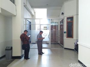 Pasca-OTT Panitera Pengganti, Pejabat PN Jaksel Gelar Rapat