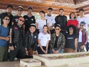 Cerita Omesh Cs Saat Berkunjung ke Makam Bung Karno