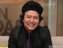 Andrea Hirata Berencana Pensiun Dini Lalu Berkebun