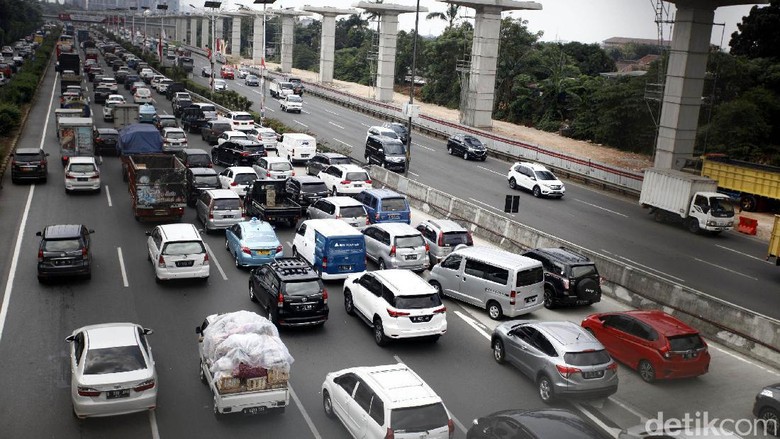 Negara-negara Ini Mau Larang Mobil Berbahan Bakar Minyak