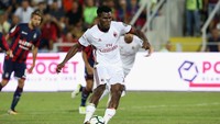 Franck Kessie (pemain tengah, 20 tahun). Milan meminjamnya dengan nilai 8 juta euro selama dua tahun (dengan kewajiban membeli seharga 20 juta euro) dari Atalanta. (Foto: Maurizio Lagana/Getty Images)
