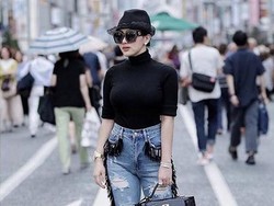 Berpenampilan Beda saat Kuliah, Syahrini Sampai Di-bully