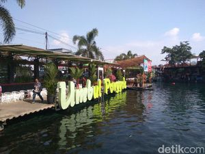 Dianggap Sukses, Sri Mulyani Ingin Ajak Kades Ponggok ke Luar Negeri Dianggap Sukses, Sri Mulyani Ingin Ajak Kades Ponggok ke Luar Negeri