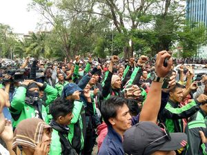 Driver Taksi Online Minta Polres Palembang Tangkap Pembunuh Rekannya