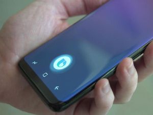 Samsung Akan Ganti Bixby dengan Google Assistant? Samsung Akan Ganti Bixby dengan Google Assistant?