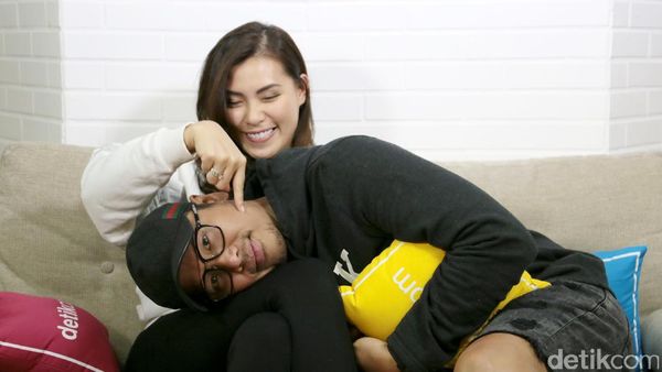 Mesranya Viviane dan Sammy Simorangkir