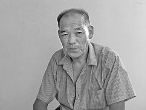 Kisah Inspiratif Pria Miskin Adopsi 12 Anak Perempuan yang Dibuang Orangtua