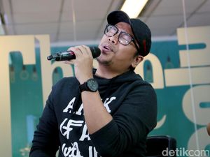 Siasati Salah Lirik Ala Sammy Simorangkir