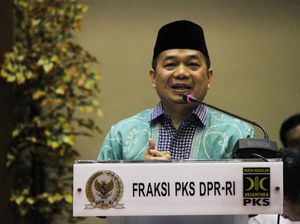 PKS: May Day, Harus Ada Peningkatan Nasib Buruh PKS: May Day, Harus Ada Peningkatan Nasib Buruh