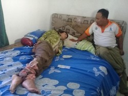 Anak Pembunuh Bapak Kandung Dibawa ke Rumah Sakit Jiwa