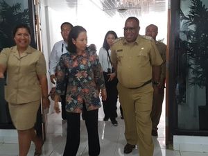 Bupati Jayawijaya: Di Masa Jokowi, Harga BBM Dari Rp 30.000 Jadi Rp 6.500 Bupati Jayawijaya: Di Masa Jokowi, Harga BBM Dari Rp 30.000 Jadi Rp 6.500