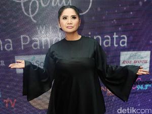 Keluhan Vina Panduwinata Pekerjaan yang Amblas Imbas Pandemi Keluhan Vina Panduwinata Pekerjaan yang Amblas Imbas Pandemi