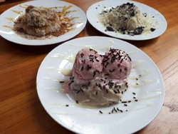 Ketan Susu Kekinian Makin Enak dengan Olesan Nutella hingga Durian