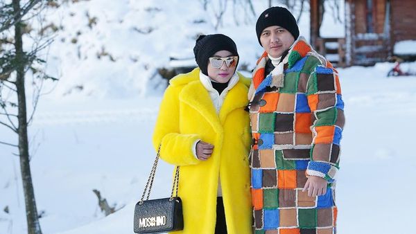 Foto: 10 Gaya Bos First Travel Pakai Barang Bermerek Ratusan Juta Rupiah